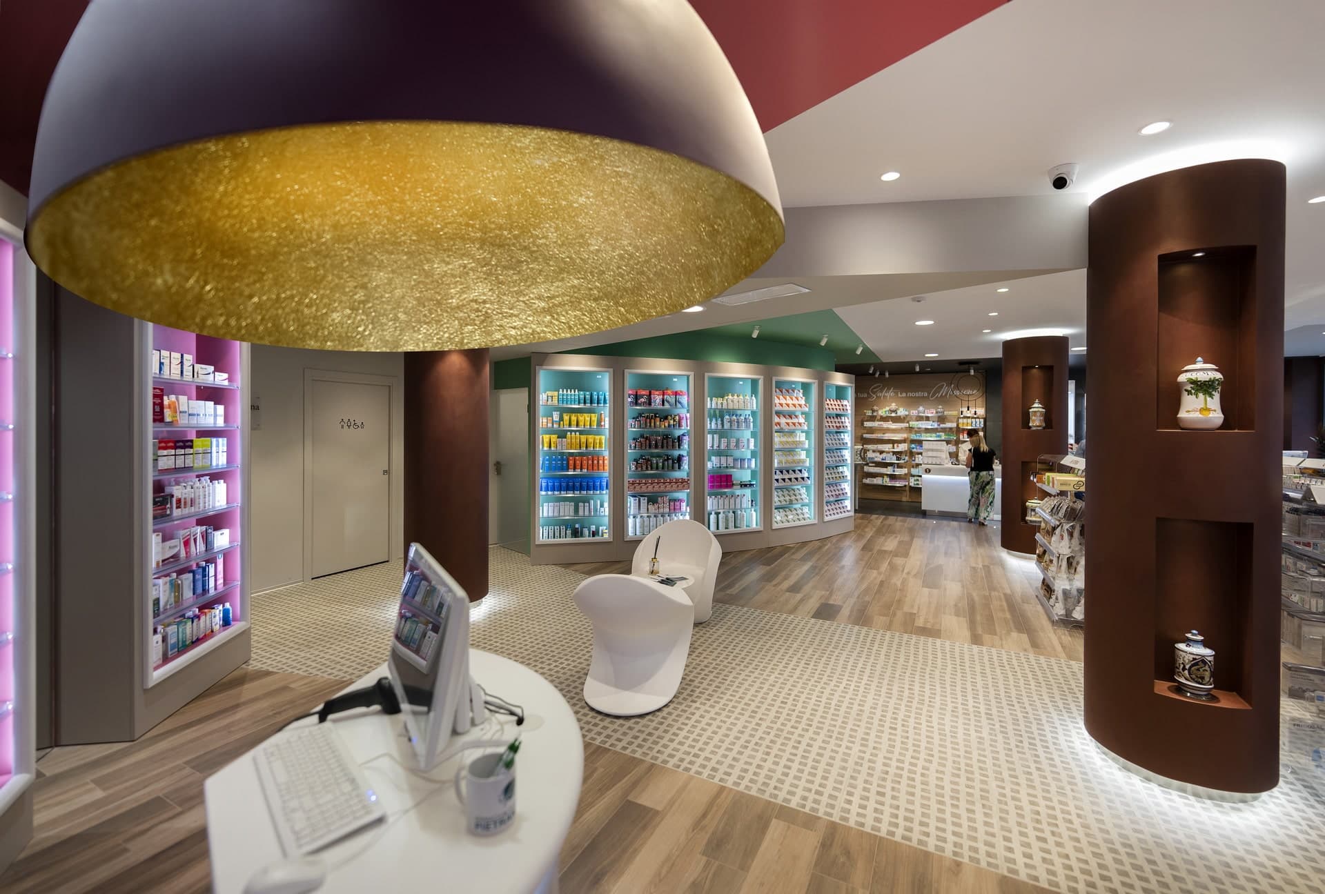 Credito ZES 2025: agevolazioni fino al 60% per l'arredo della tua farmacia nel Mezzogiorno